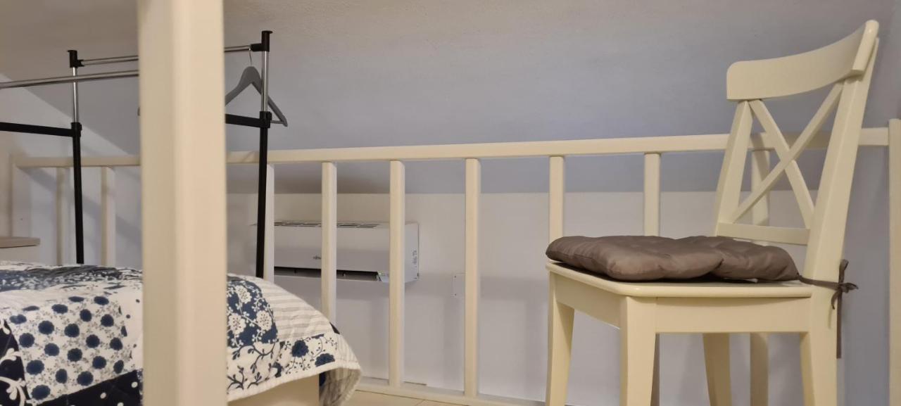 Studio Apartman Loreta Cres Eksteriør billede