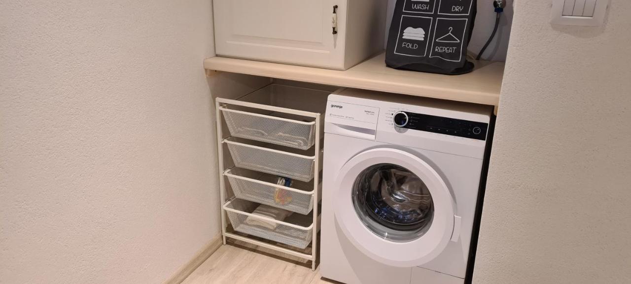 Studio Apartman Loreta Cres Eksteriør billede